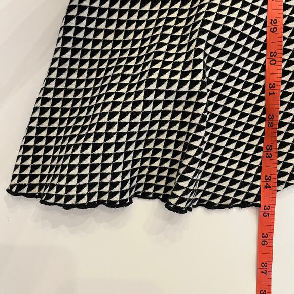 Nicole Miller Collection Claudette Knit Wrap Dress L Sweater Geometric Office - Picture 11 of 11